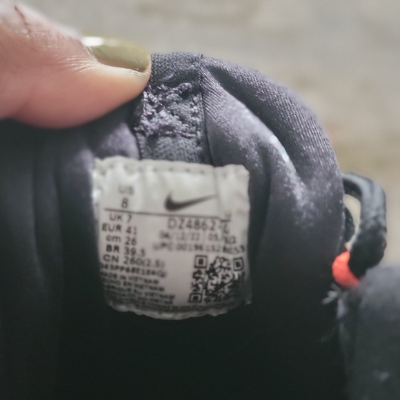 SOLD: Nike Griffey Sneakers - Picture 4 of 5